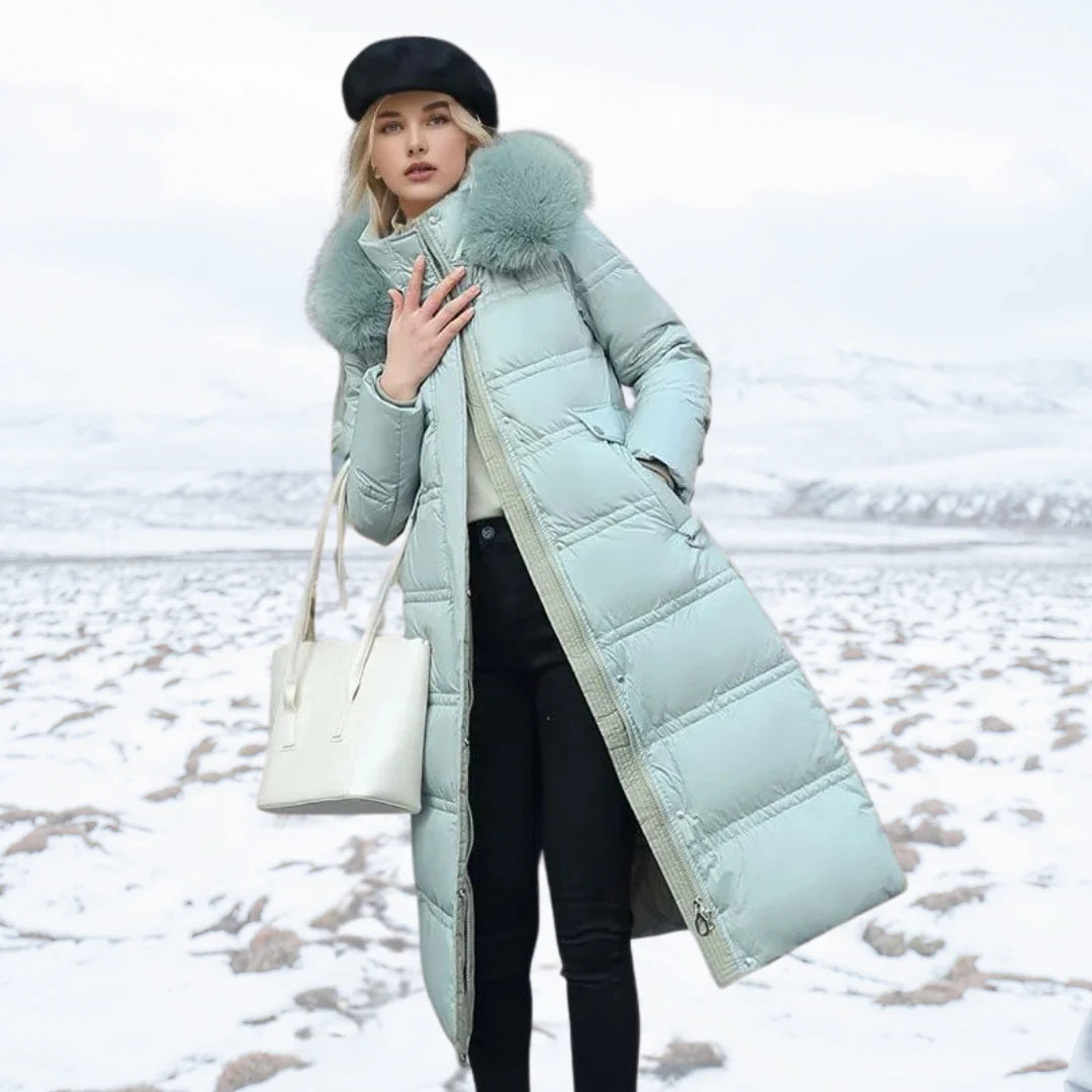 Martina | Damen Luxuriöser Winterparka mit Fellkapuze