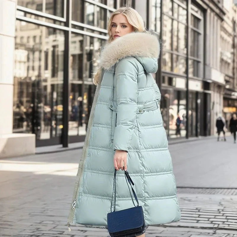 Martina | Damen Luxuriöser Winterparka mit Fellkapuze